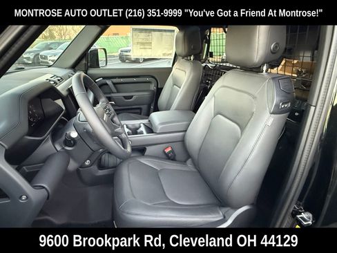 New 2025 Land Rover Defender 90 S image 12