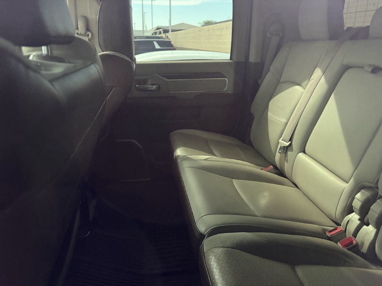 Used 2022 RAM 2500 Laramie AWD/4WD image 7