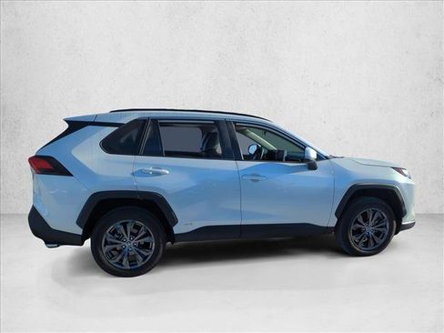 Used 2024 Toyota RAV4 XLE Premium image 3