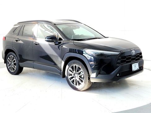 New 2026 Toyota Corolla Cross XLE image 7