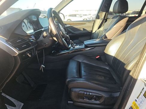 Used 2016 BMW X5 xDrive40e image 5