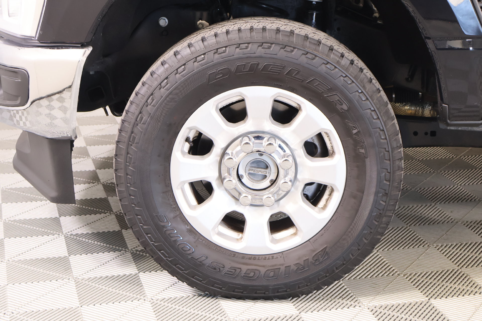 Used 2024 Ford F250 XLT w/ FX4 Off-Road Package AWD/4WD image 16