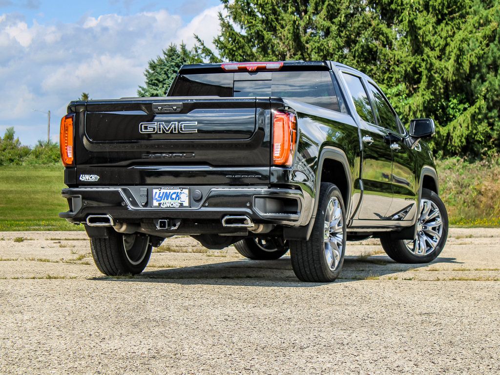 Used 2023 GMC Sierra 1500 Denali w/ Technology Package AWD/4WD image 9