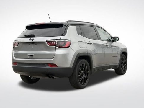 Used 2022 Jeep Compass Altitude image 15