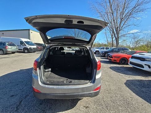 Used 2010 Hyundai Tucson GLS image 18