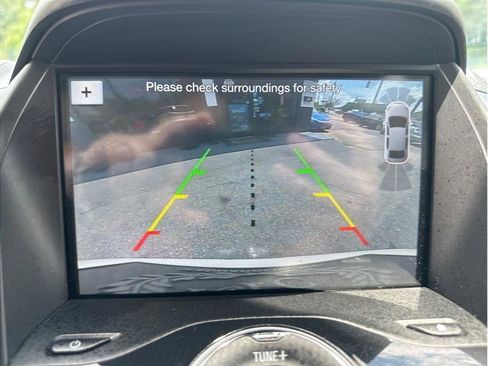 Used 2018 Ford Escape Titanium w/ Ford Safe & Smart Package image 17