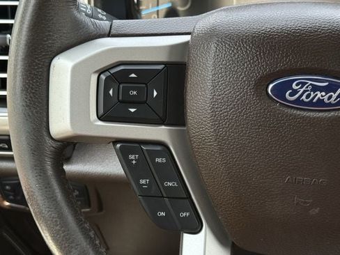 Used 2019 Ford F150 King Ranch w/ Equipment Group 601A Luxury AWD/4WD image 15