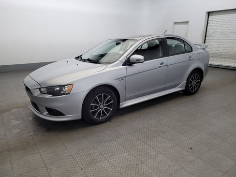 Used 2015 Mitsubishi Lancer SE image 2
