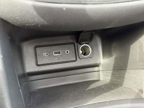 Certified 2023 Chevrolet Equinox LT image 30