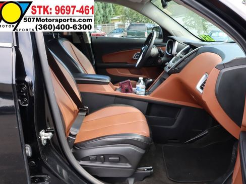 Used 2017 Chevrolet Equinox Premier w/ Enhanced Convenience Package AWD/4WD image 21