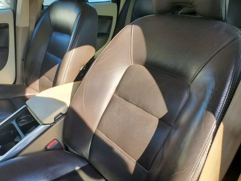 Used 2012 Volvo XC70 3.2 image 18