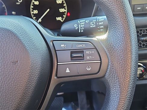 Certified 2025 Honda HR-V LX image 20