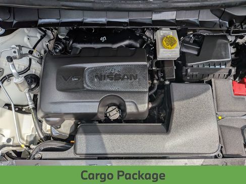 Used 2024 Nissan Pathfinder Platinum AWD/4WD image 15