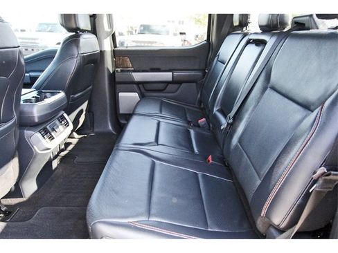 Used 2021 Ford F150 Lariat image 12