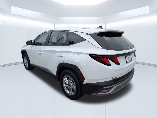 Certified 2026 Hyundai Tucson SE FWD image 7
