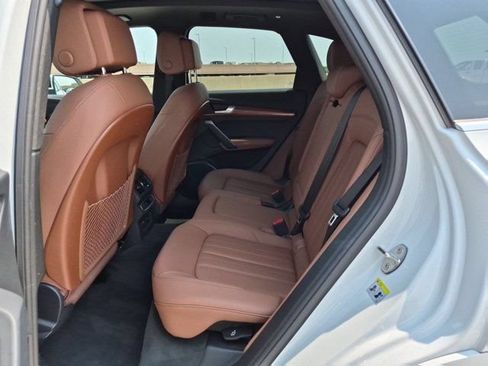 Certified 2023 Audi Q5 2.0T Premium Plus w/ Premium Plus Package AWD/4WD image 10