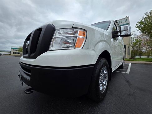 Used 2018 Nissan NV 3500 SL image 9