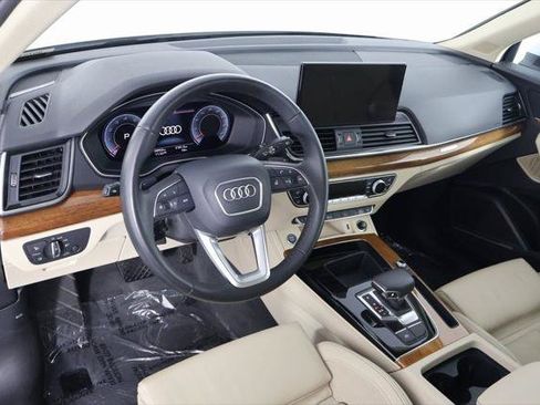 Certified 2023 Audi Q5 2.0T Premium Plus w/ Premium Plus Package AWD/4WD image 7