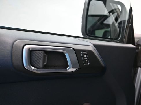 Used 2023 Ford Bronco Outer Banks image 12