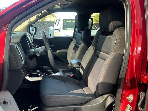 Certified 2022 Nissan Frontier SV image 7