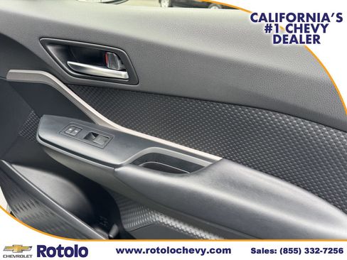 Used 2020 Toyota C-HR LE FWD image 9