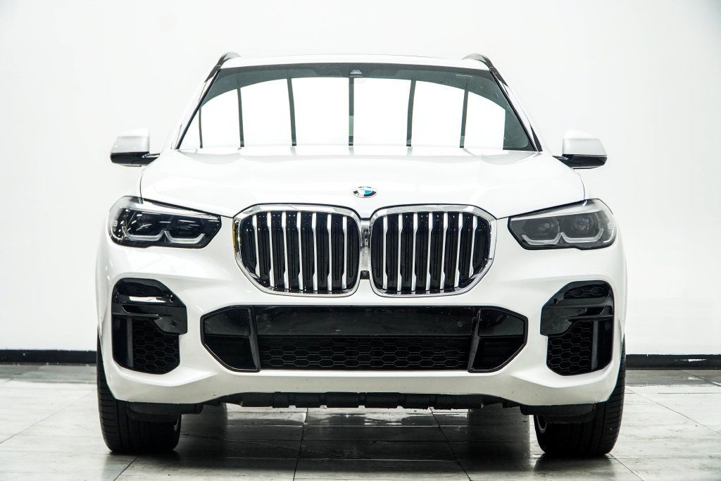 Used 2023 BMW X5 sDrive40i w/ M Sport Package RWD image 8