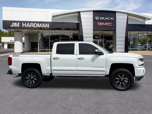 Used 2018 Chevrolet Silverado 1500 LTZ Z71 AWD/4WD image 8