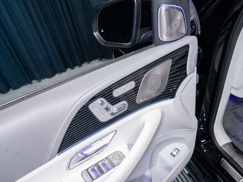Certified 2023 Mercedes-Benz Maybach GLS 600 Maybach 600 4MATIC® SUV image 12