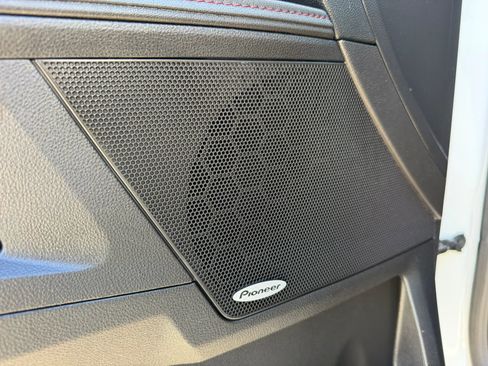 Used 2012 Chevrolet Equinox LT image 17