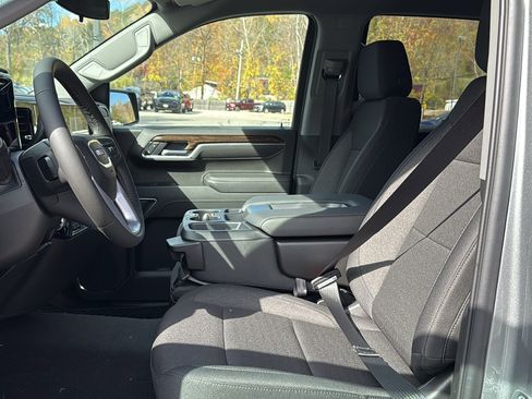 New 2026 GMC Sierra 1500 Elevation image 8