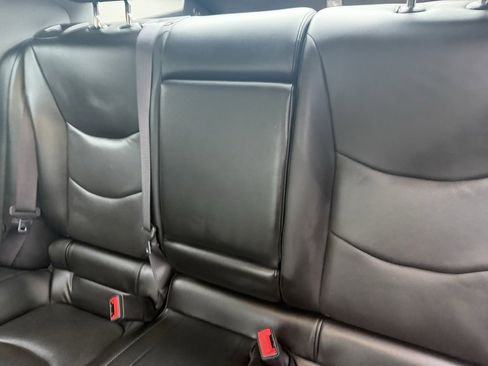 Used 2017 Chevrolet Volt Premier w/ Driver Confidence II Package image 34