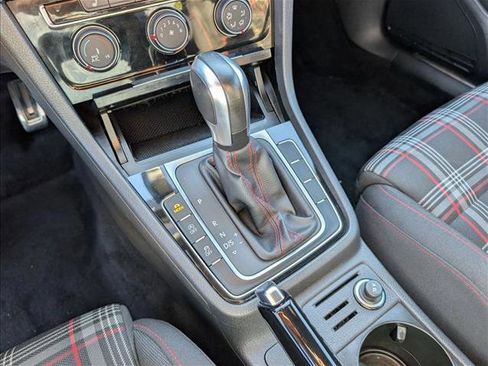 Used 2021 Volkswagen GTI S image 12