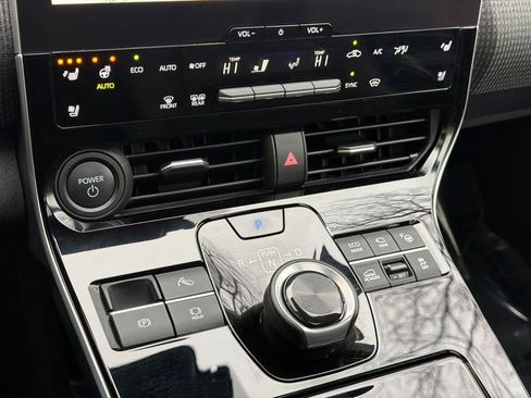 Used 2024 Toyota bZ4X Limited w/ Weather Package image 29