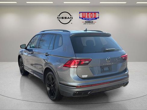 Used 2022 Volkswagen Tiguan SE R-Line image 4