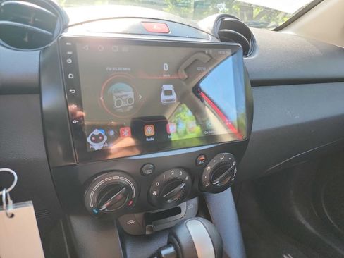 Used 2011 MAZDA MAZDA2 Sport FWD image 16