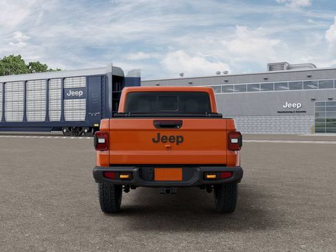 New 2026 Jeep Gladiator Mojave w/ Steel Bumper Group AWD/4WD image 8