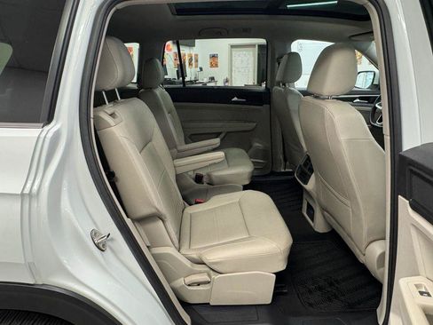 Used 2022 Volkswagen Atlas SE AWD/4WD image 25