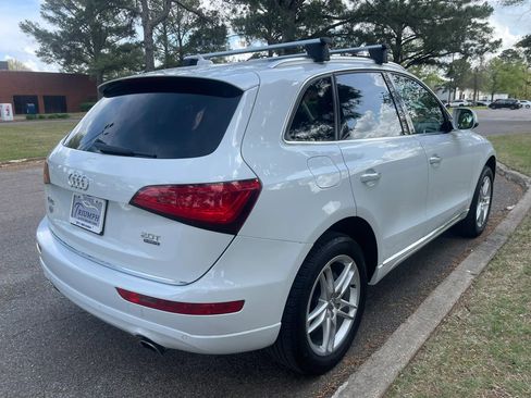 Used 2017 Audi Q5 2.0T Premium Plus w/ Technology Package image 5