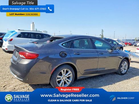 Used 2015 Chrysler 200 Limited FWD image 4