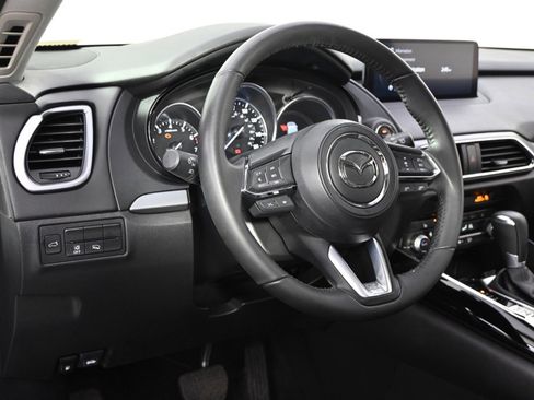 Used 2023 MAZDA CX-9 Touring image 11