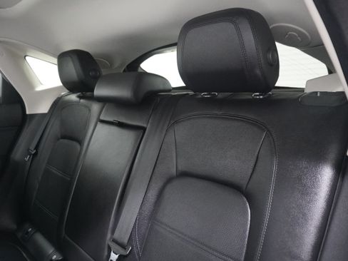 Used 2021 Jaguar E-PACE SE AWD/4WD image 12