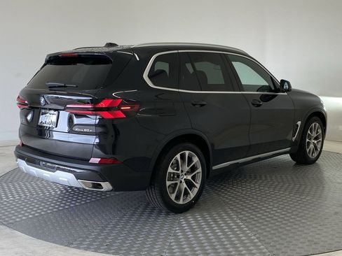 Used 2026 BMW X5 xDrive50e w/ Premium Package image 8