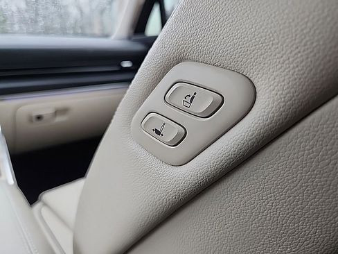 Used 2023 Genesis GV80 2.5T w/ Prestige Package image 23