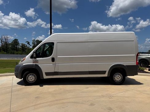 Used 2017 RAM ProMaster 2500 FWD image 2
