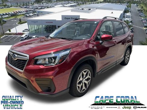 Used 2020 Subaru Forester Premium AWD/4WD image 1