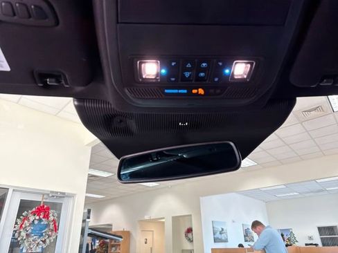 Used 2025 Ford Explorer Platinum w/ LUX Leather Package image 21