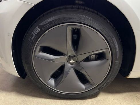 Used 2020 Tesla Model 3 Long Range image 30