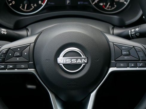 Certified 2024 Nissan Altima 2.5 SV image 13