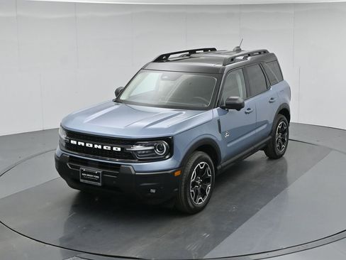 Certified 2025 Ford Bronco Sport Outer Banks w/ Outer Banks Tech Package+ image 43