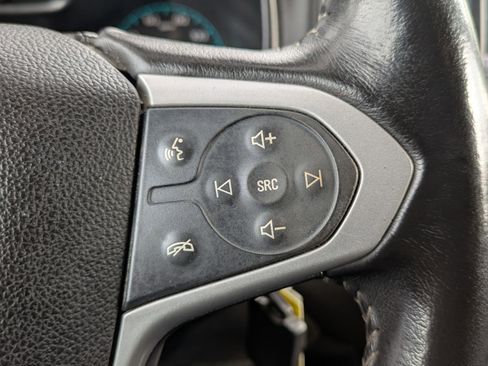 Used 2015 Chevrolet Colorado LT w/ LT Convenience Package image 17